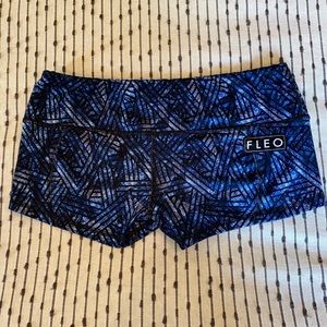 FLEO Navy Geo Low Rise Contour shorts